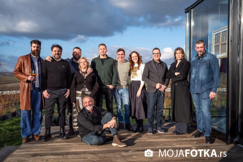 Nevidljivo zajednistvo Galerija Aleksic Mileva Koncept